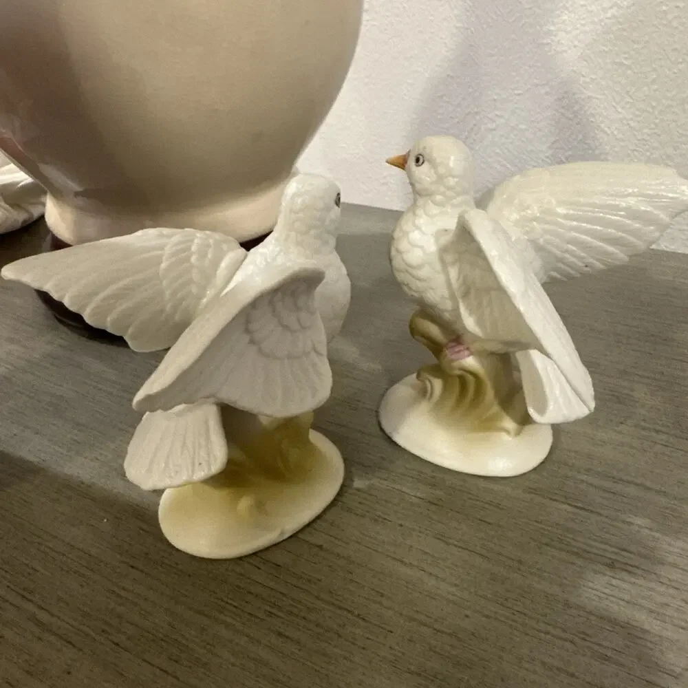 Vintage Lefton China Pair White Doves Figurines 01812 Hand Painted‎